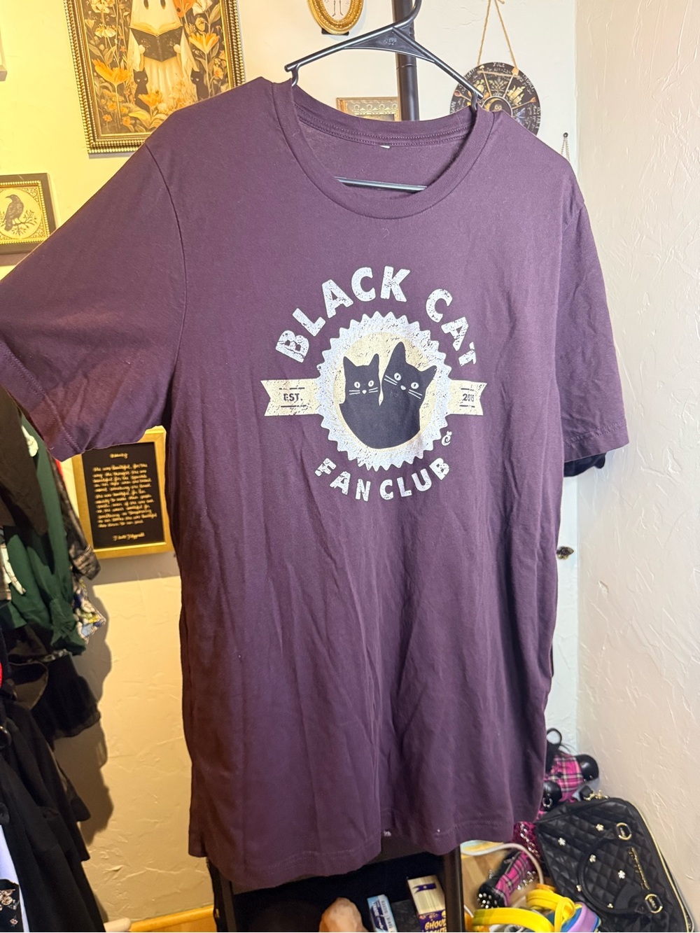 Black Cat Fan Club Men's T-Shirt - Purple